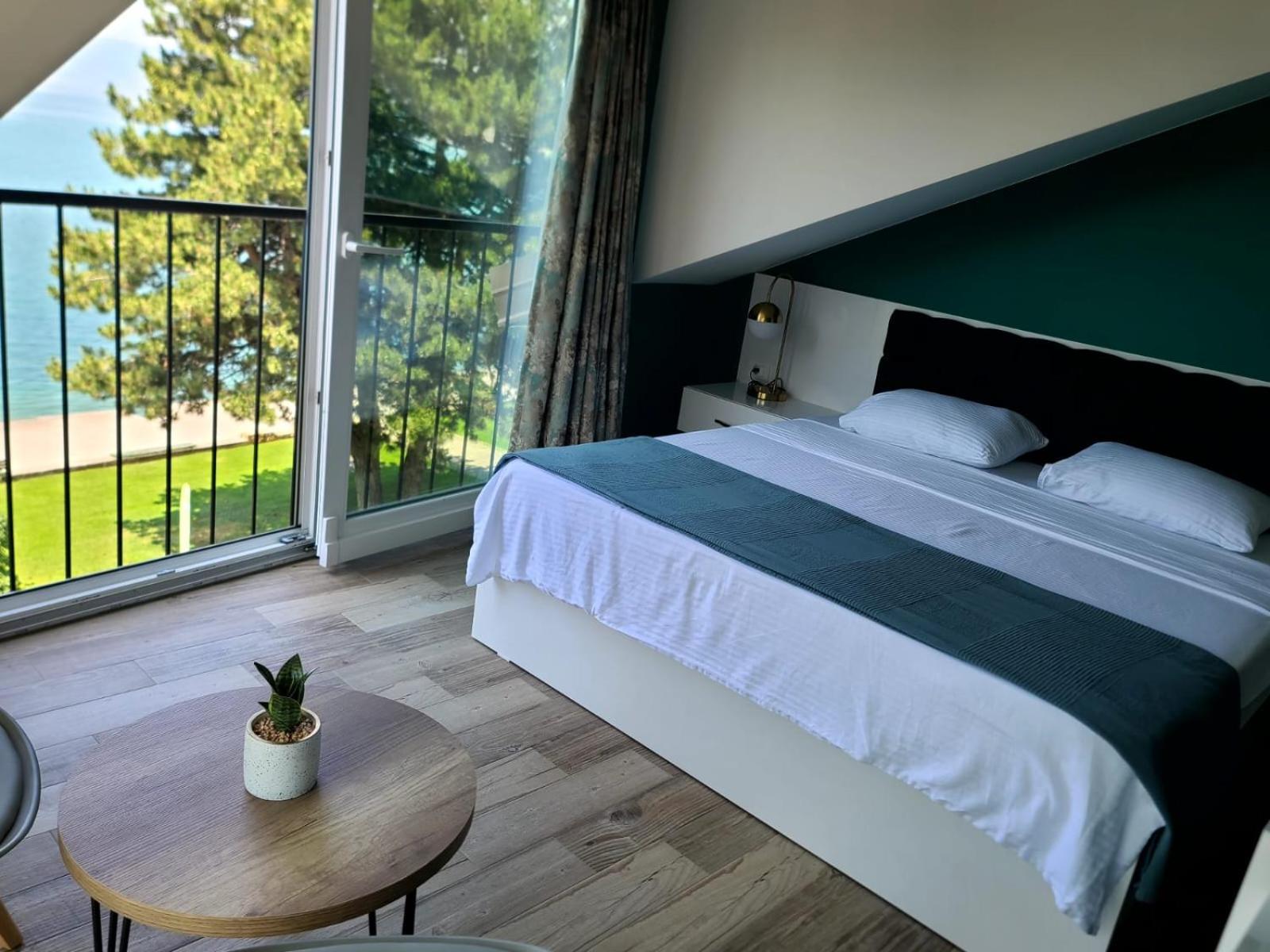 Pier 82 Apartments Ohrid Phòng bức ảnh